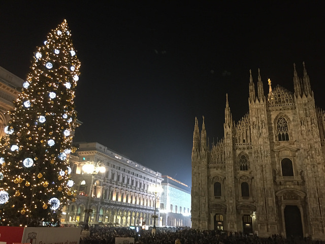 Foto Di Milano A Natale.Guida Ai Mercatini Di Natale Milano 2015 Zona Per Zona