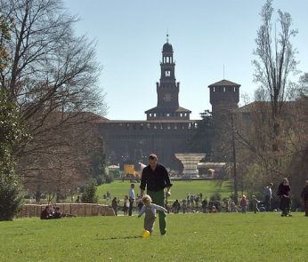 Parco-Sempione-Milano-estate