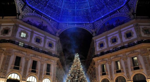 Milano Decorazioni Natalizie.Christmas Lights Show Milano In Arrivo A Natale 2017
