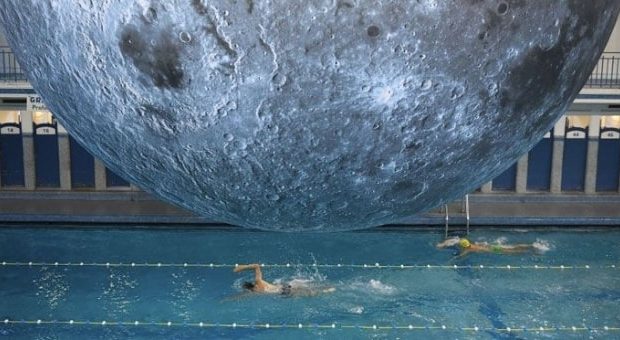 piscina cozzi museum of the moon
