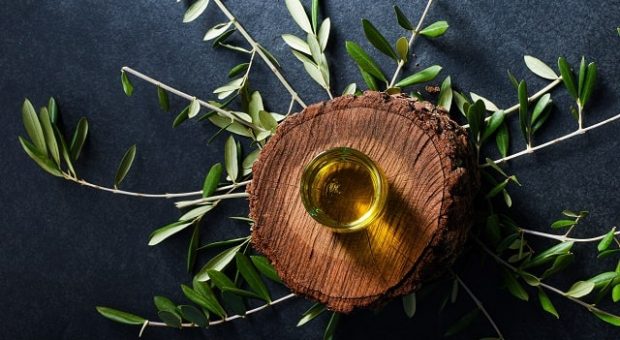 olio-oliva-benefici-min
